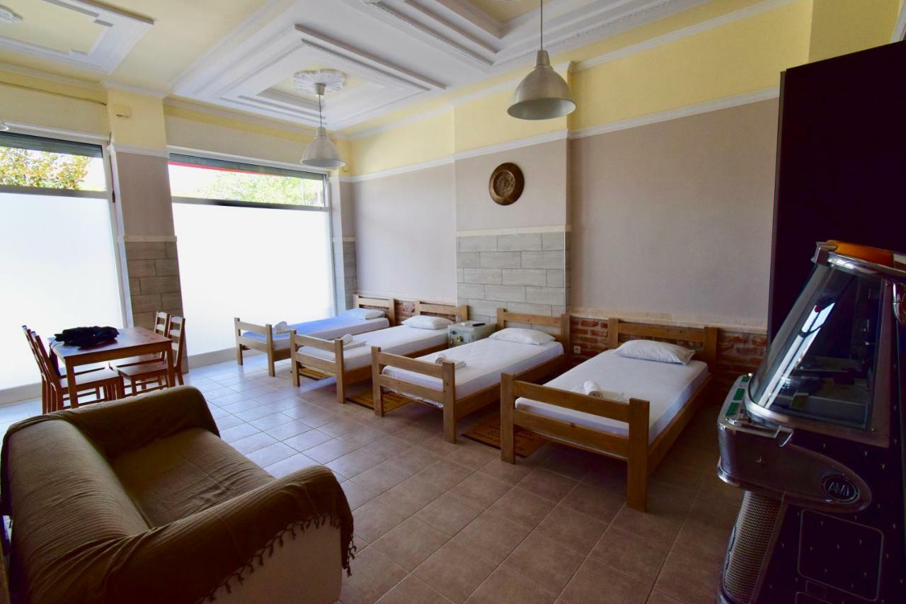 Comfort Room Солун Екстериор снимка